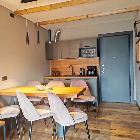 شقة Wellness Snow Loft - Sauna Privata & Vista Monti- Vicino Alle Piste - *
