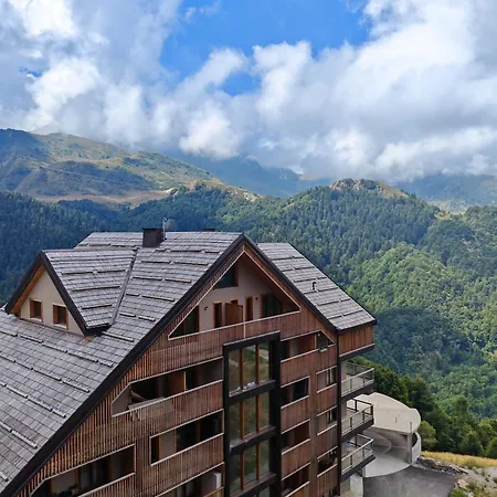 Апартаменты Wellness Snow Loft - Sauna Privata & Vista Monti- Vicino Alle Piste - *