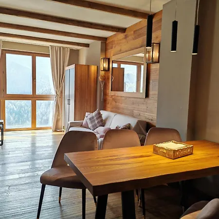 Apartmán Wellness Snow Loft - Sauna Privata & Vista Monti- Vicino Alle Piste - *